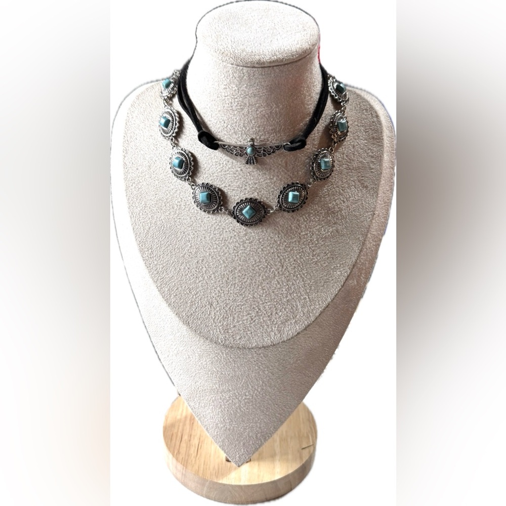 Elegant Turquoise Stone Choker Necklace - Women Jewelry